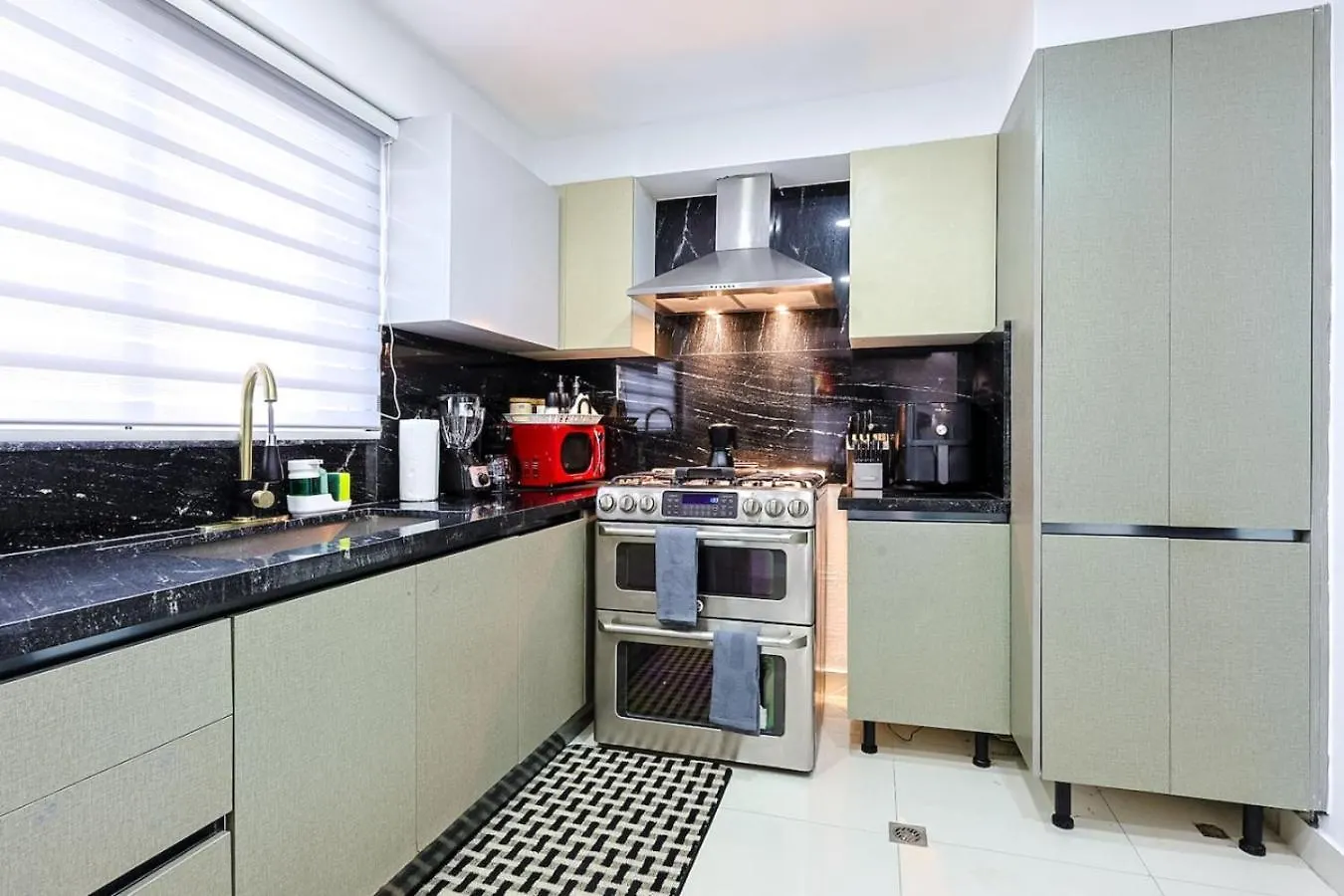 Cozy City Center 2Bd Condo, 聖多明哥 公寓