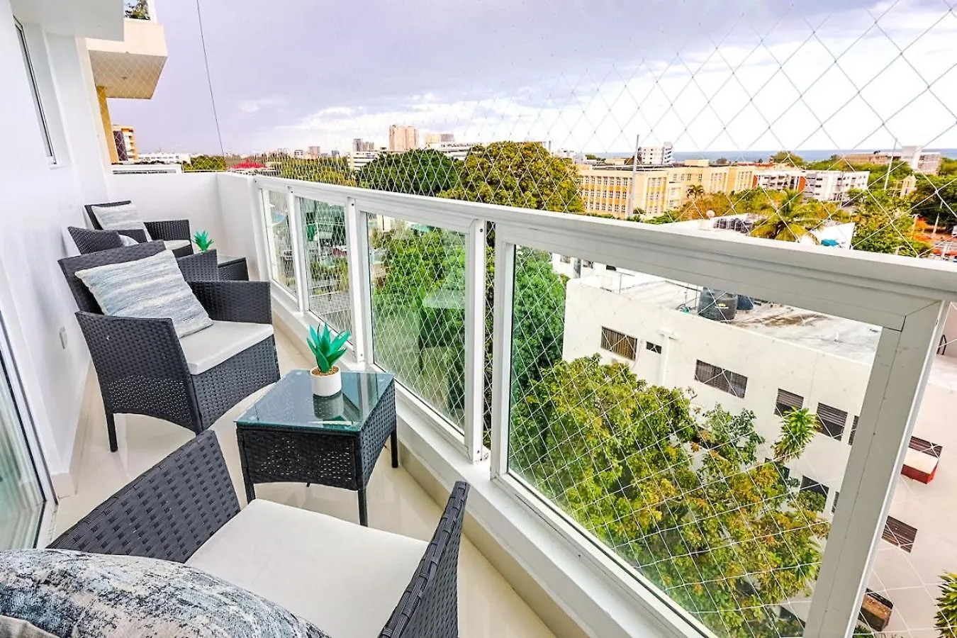 Cozy City Center 2Bd Condo, 聖多明哥