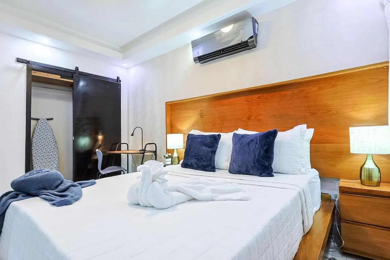 Cozy City Center 2Bd Condo, サントドミンゴ