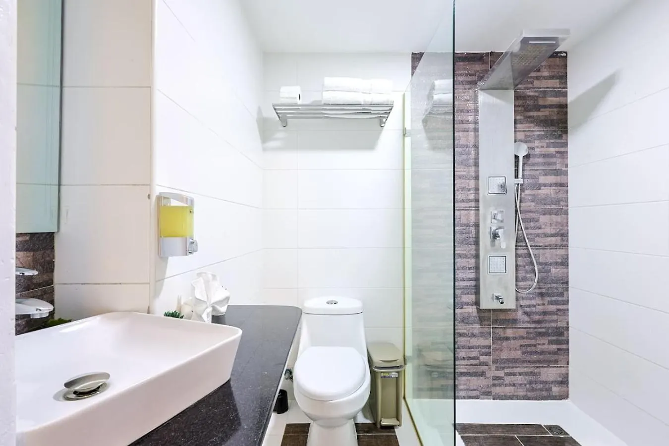 Cozy City Center 2Bd Condo, Σάντο Ντομίγκο 0*,